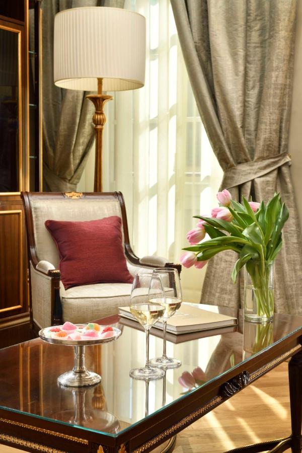 Palazzo Portinari Salviati Residenza D'Epoca Hotel ฟลอเรนซ์ ภายนอก รูปภาพ